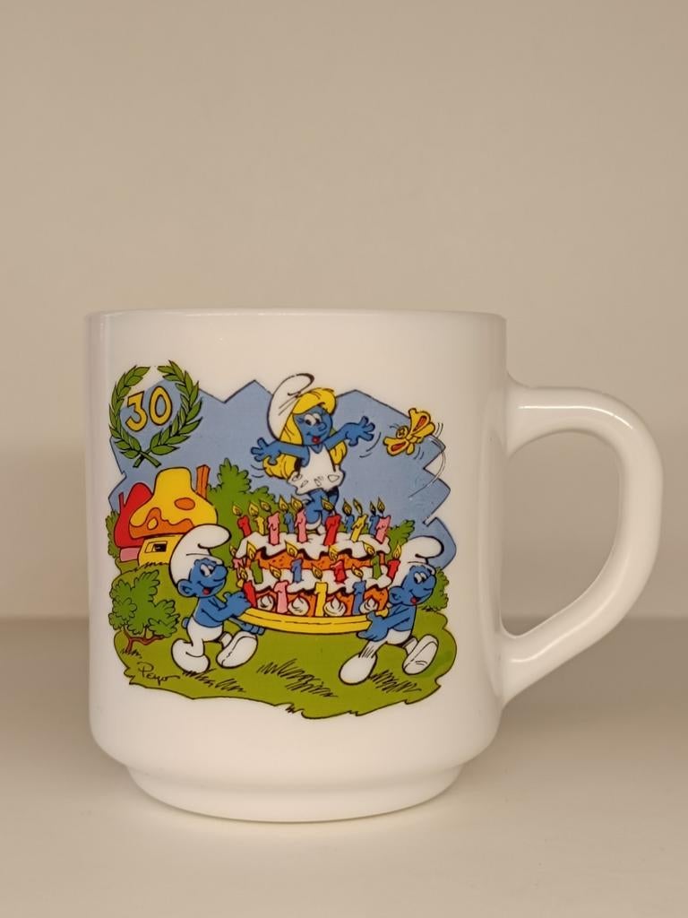 Smurfen 30 jaar  Peyo Arcopal 1988 vintage mok, Verzamelen, Smurfen, Ophalen of Verzenden