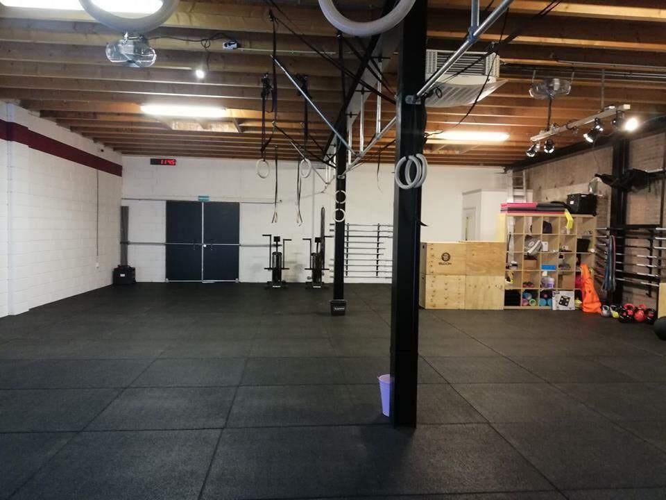 Sol fitness en caoutchouc 1mx1m. Épaisseur 15mm., Sports & Fitness, Équipement de fitness, Neuf, Info@kriden.be, Enlèvement ou Envoi