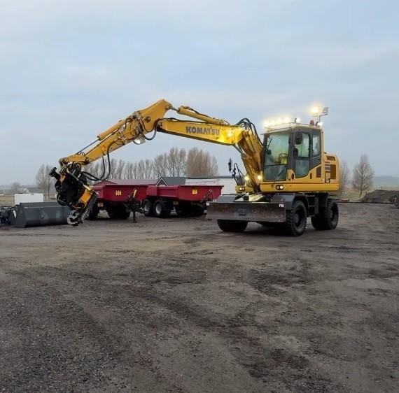 Komatsu PW 148-10, Zakelijke goederen, Machines en Bouw | Kranen en Graafmachines, Ophalen, Graafmachine