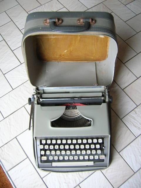 REMINGTON  Machine à écrire ancienne, Divers, Machines à écrire, Utilisé, Enlèvement ou Envoi