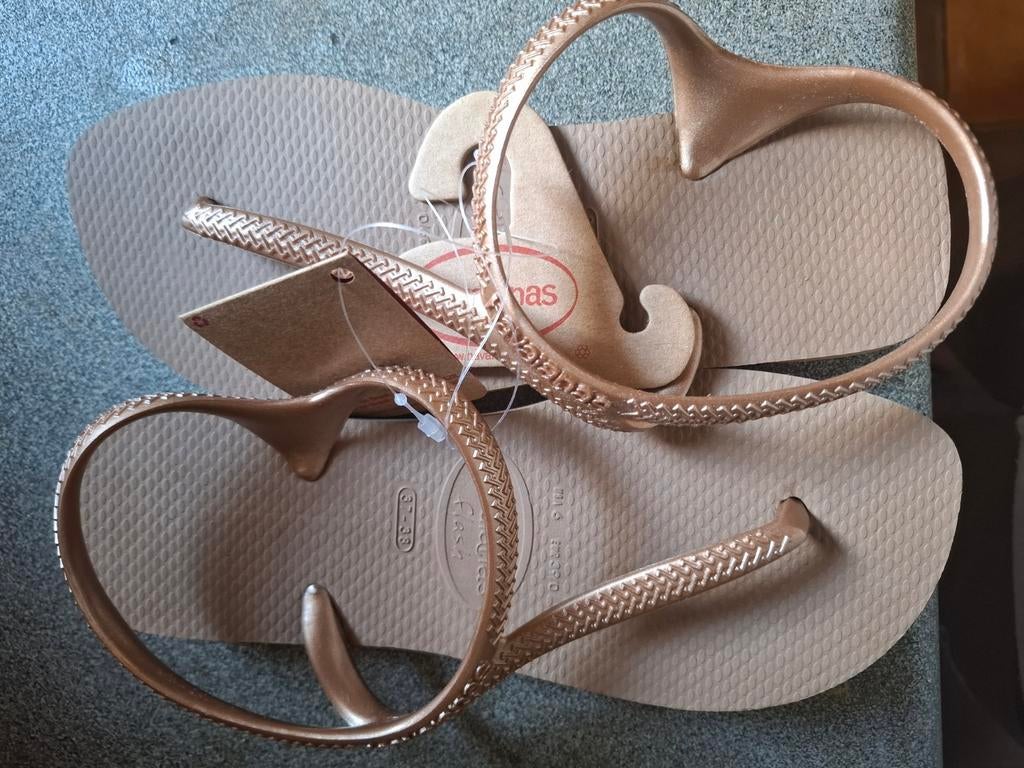 Teenslippers, Ophalen, Nieuw