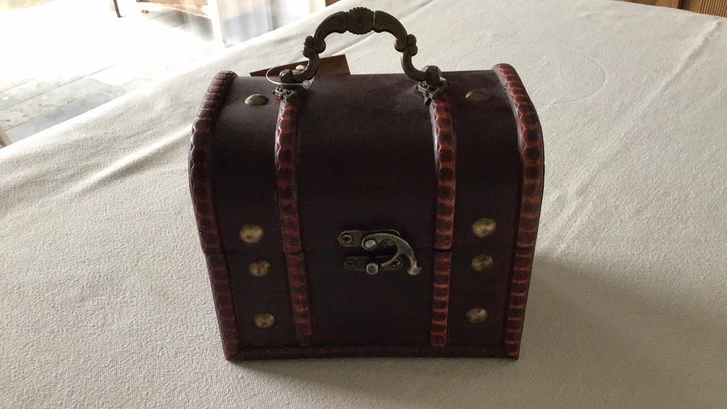 Houten koffertje, Ophalen, Nieuw