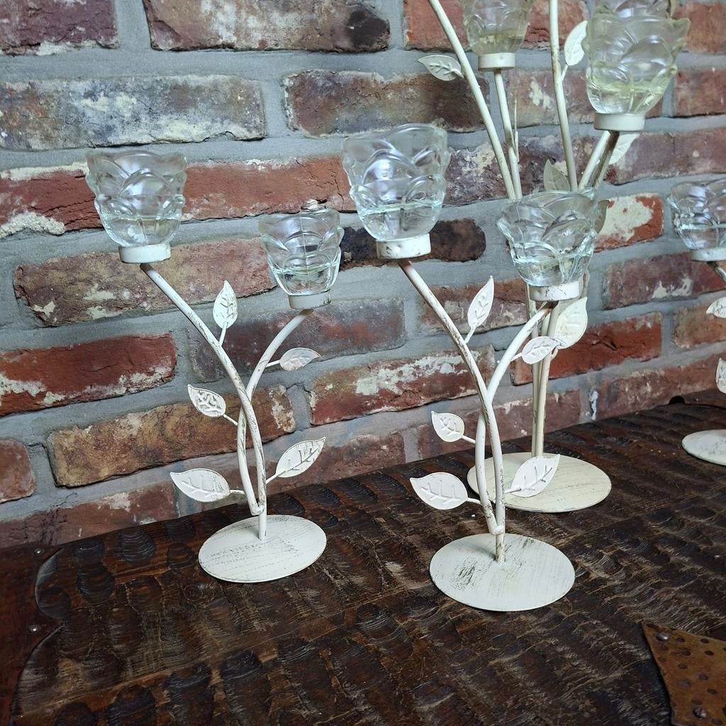 4 chandeliers en brocante, bougeoirs, bougie chauffe-plat, Antiquités & Art, Enlèvement ou Envoi