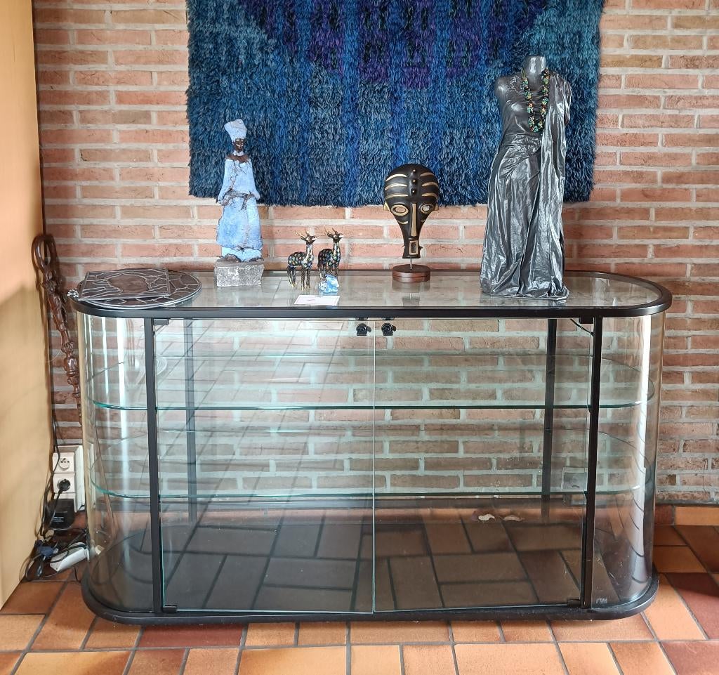 glazen vitrinekast, Ophalen, Gebruikt