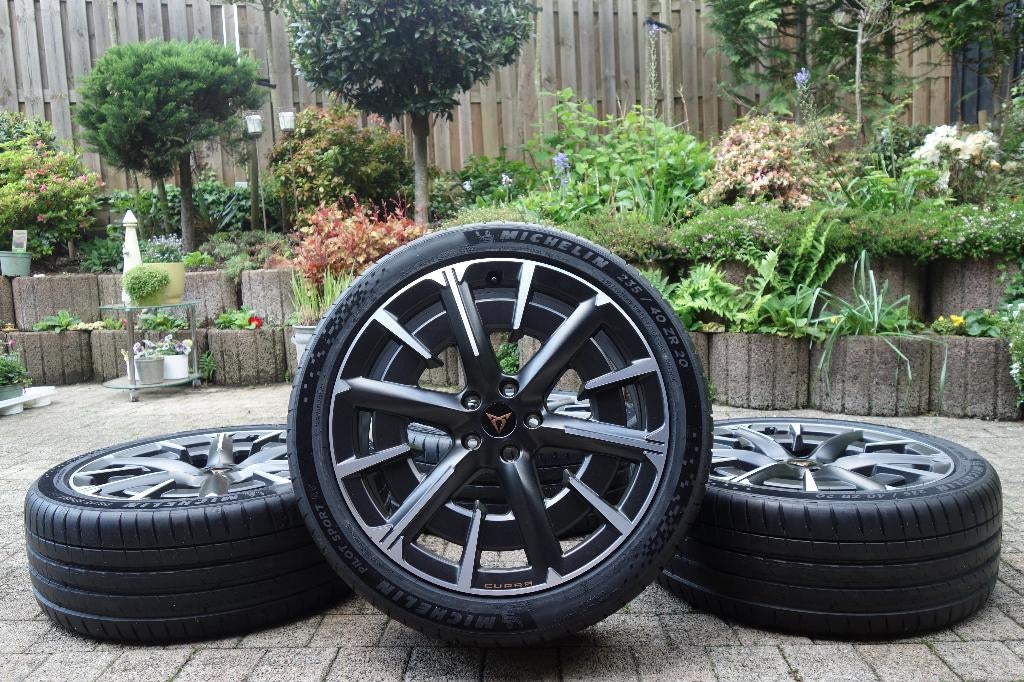 Cupra Born -Nouvelles jantes et pneus Firestorm de 20 pouces, Neuf, Pneus et Jantes, Véhicule de tourisme, Pneus été