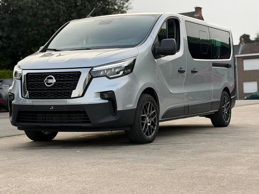 Nissan Primaster 2.0 D-Long-9plaatsen-2023-15000km-Automaat, Auto's, Nissan, Automaat, Euro 6, Bedrijf, Diesel