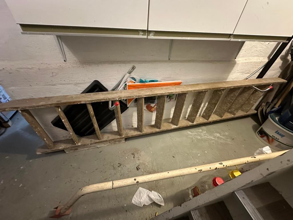 Hout trap, Ophalen, Ladder