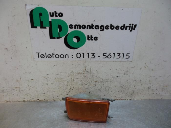 Richtingaanwijzer rechts van een Volkswagen Golf (Golf 91-), Gebruikt, -, Volkswagen, -