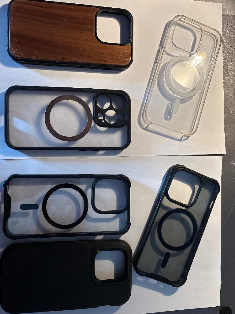 Coques pour iPhone 14 Pro, Enlèvement ou Envoi, Comme neuf, IPhone 14 Pro, Housse ou Sac