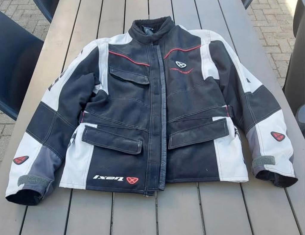 Ixon motorvest maat L, Motoren, Kleding | Motorkleding, Ophalen