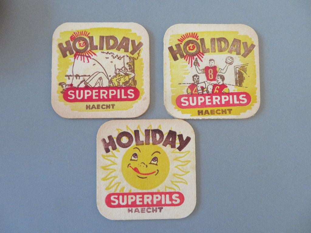 3x oude bierviltjes Holiday Superpils Haacht Haecht, Ophalen of Verzenden, Zo goed als nieuw, Viltje(s), Overige merken
