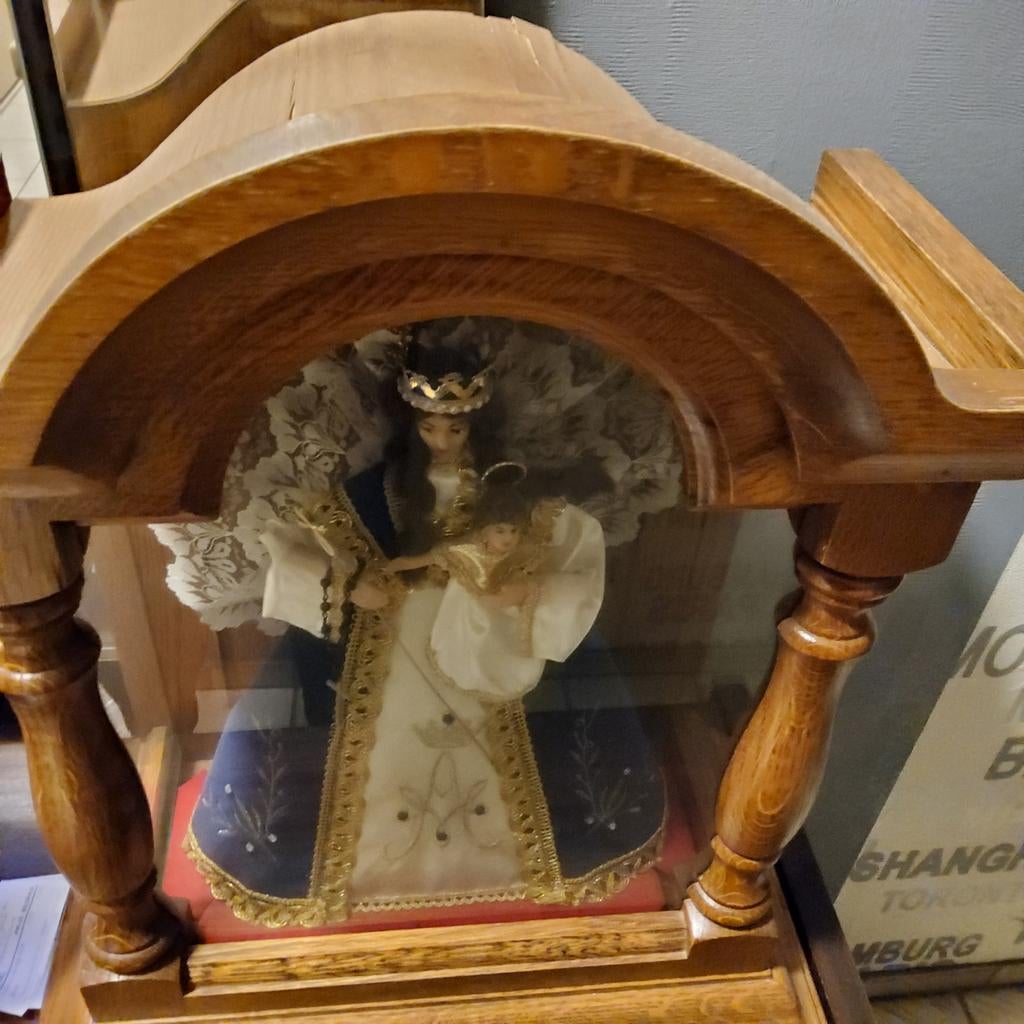 Statue de Marie dans la chapelle, Antiquités & Art, Enlèvement