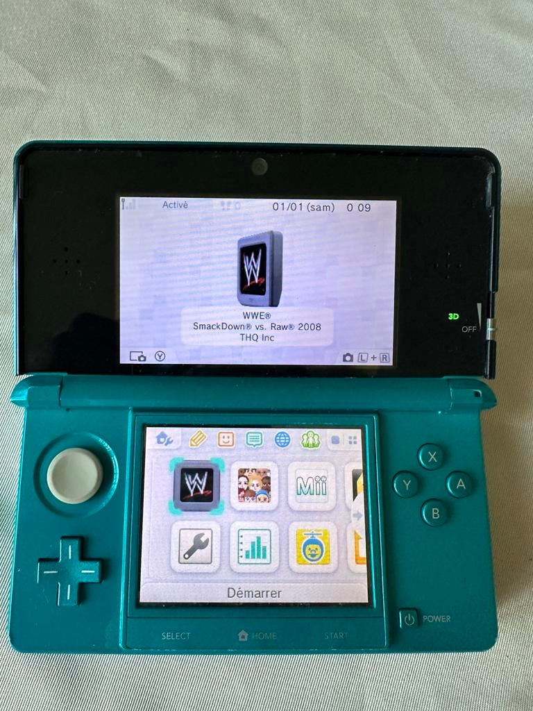 Nintendo 3DS + 2 Pokemon spelletjes, Games en Spelcomputers, Ophalen, Zo goed als nieuw, Blauw, 3DS