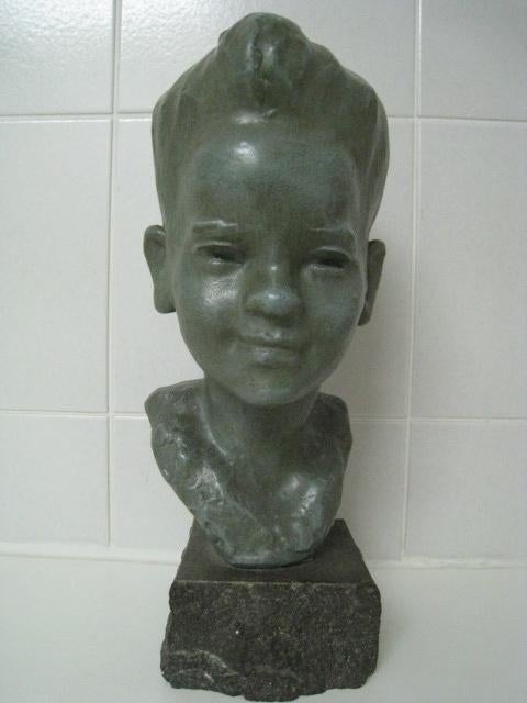 Keramiek beeldje, hoofd van een jonge vrouw, groen, Antiek en Kunst, Ophalen, Groen, Vrouw