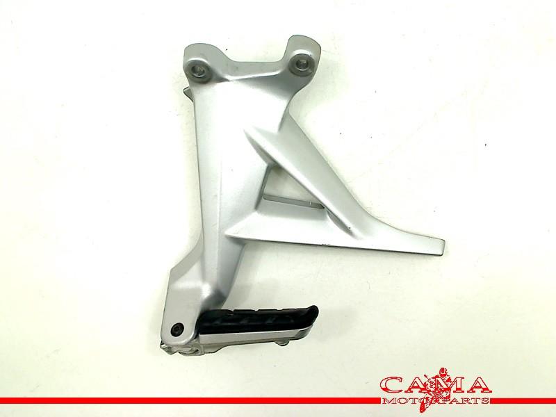 REPOSE PIEDS SUPPORT ARRIÈRE GAUCHE Honda, Dhr. S. di Majo, Utilisé, Info@cama-motorparts.nl, P.J. Troelstraweg 8 8
3144 CX  MAASSLUIS, NL
