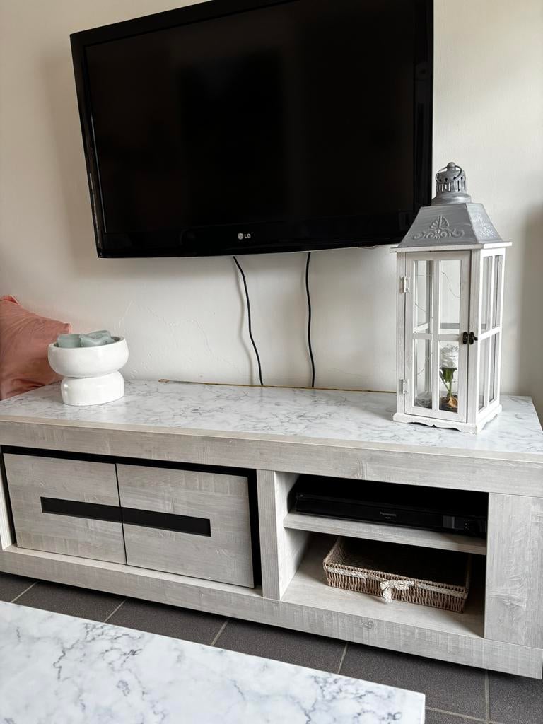 Tv kast, Ophalen, Zo goed als nieuw