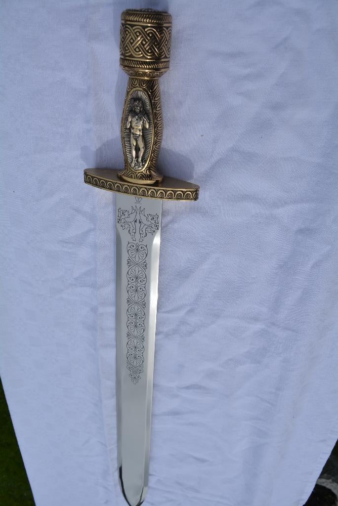 glaive d'Alexandre le grand ., Ophalen, Landmacht