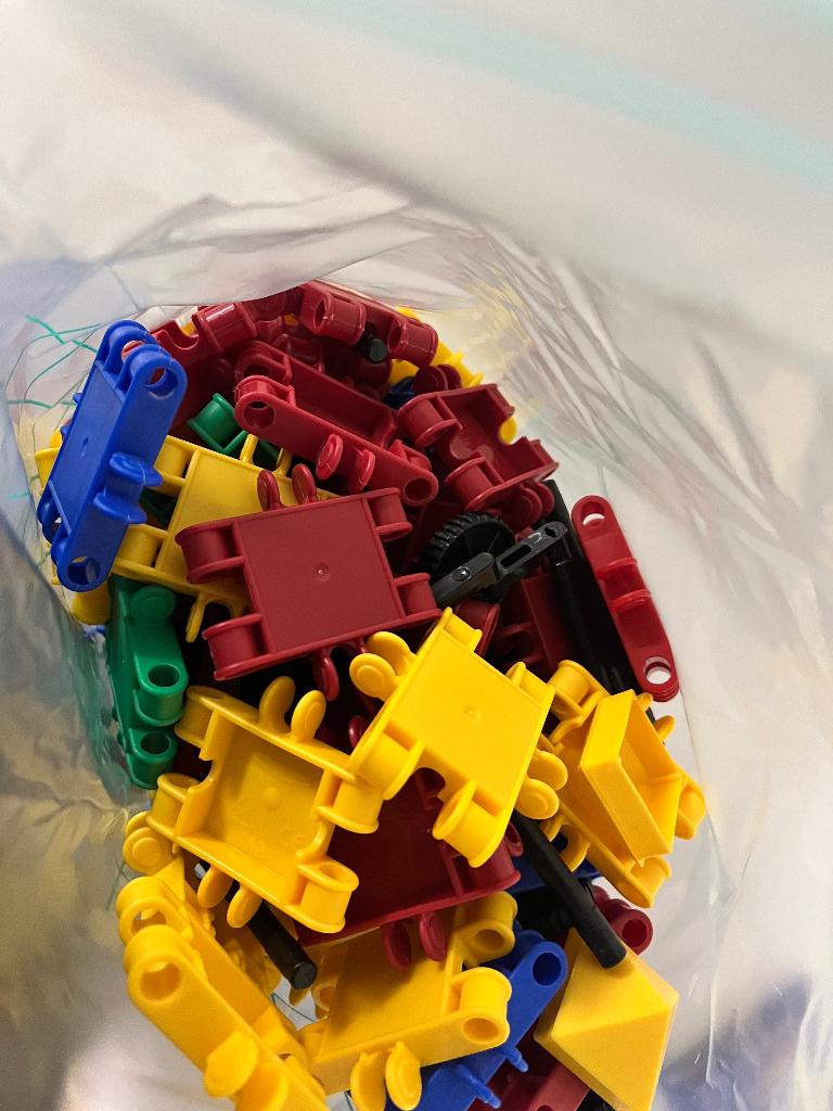 Clics 124 stuks, Kinderen en Baby's, Speelgoed | Bouwstenen, Ophalen, Zo goed als nieuw, Overige merken