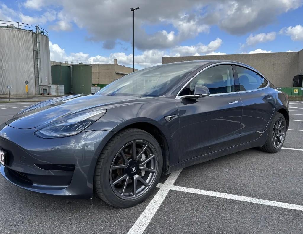 Tesla Model 3 - Standard Plus, Auto's, Automaat, 4 deurs, Achterwielaandrijving, Leder