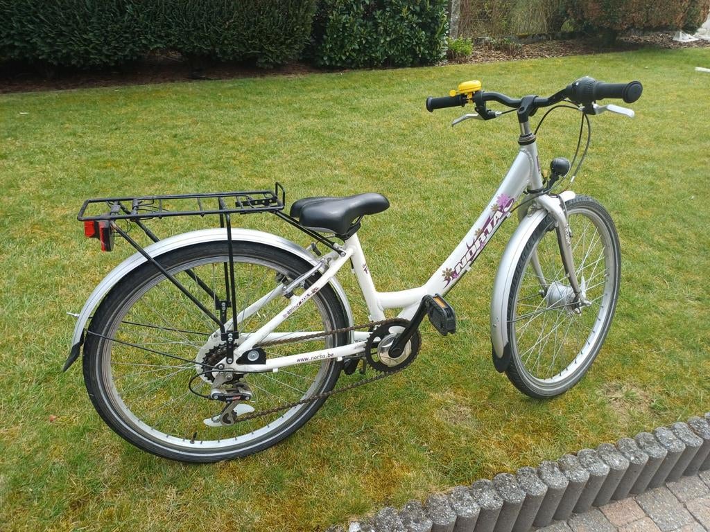 Meisjesfiets, Enlèvement