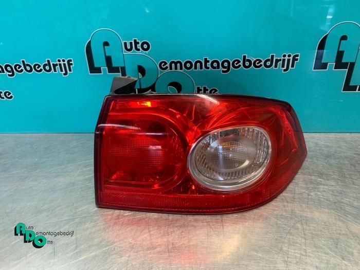 Feu arrière droit d'un Renault Laguna (Laguna 01-), Autos : Pièces & Accessoires, Renault, -, 3 mois de garantie, Utilisé