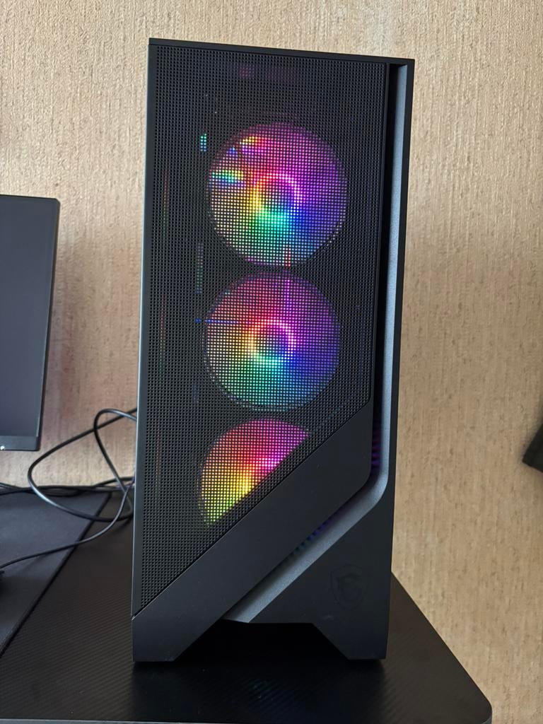 Tour pc gamer, Informatique & Logiciels, Enlèvement, Comme neuf, SSD