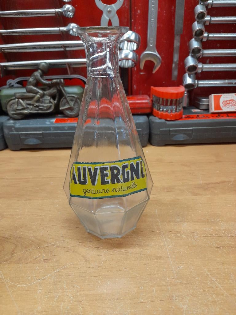 Oude natuurlijke gentiaanwaterkan uit de Auvergne, Verzamelen, Merken en Reclamevoorwerpen, Gebruikt, Overige typen, Verzenden