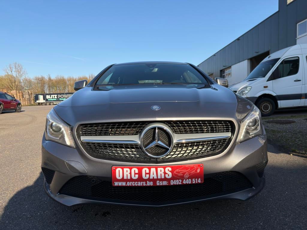 Mercedes-Benz CLA 180 SHOOTING BRAKE, GARANTIE, Auto's, 122 kW, 4 cilinders, Leder en Stof, Beige