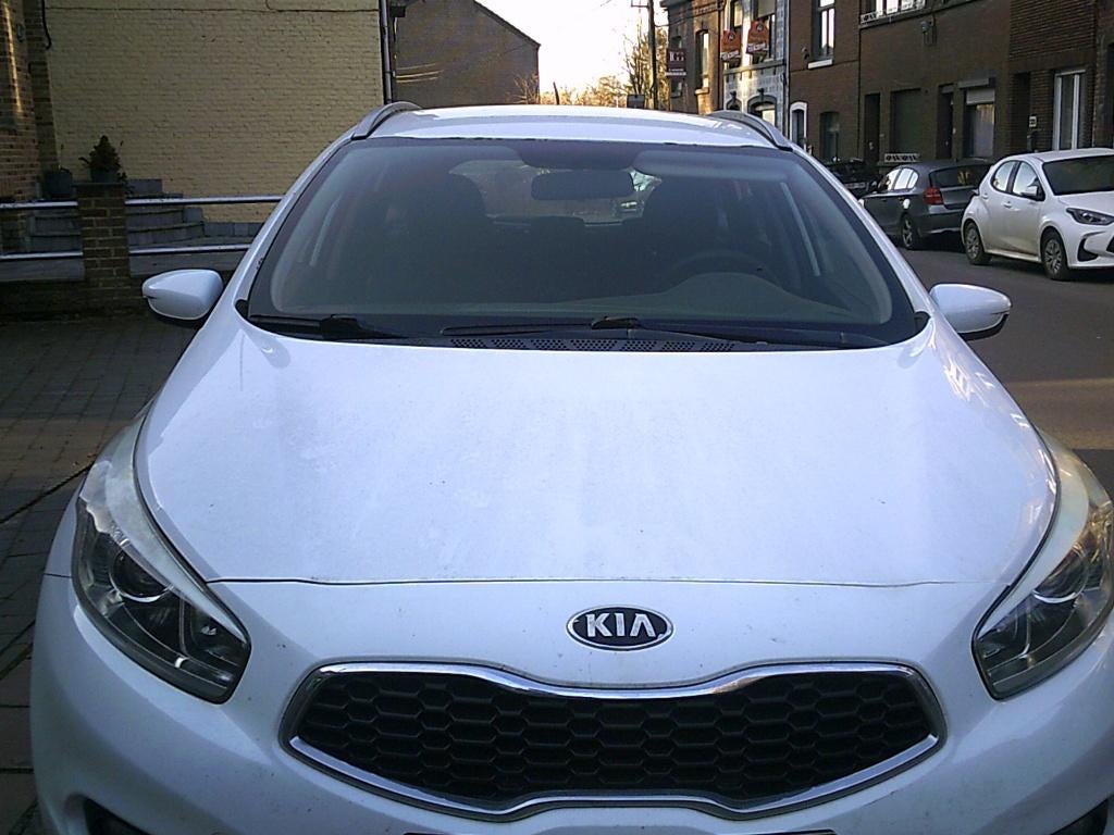 KIA CEED 14 ESSENCE MOD 2014 EURO5B VC VE DA AC RCD JA 6VTS, Auto's, Kia, Parkeersensor, Euro 6, Wit, 5 deurs