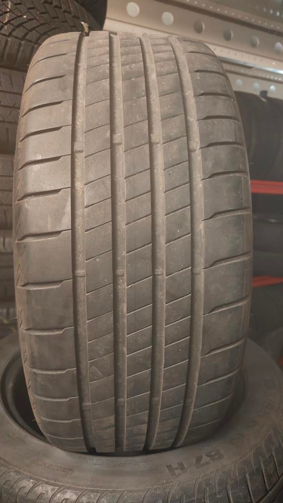 2 Bridgestone 225/40r18 d'occasion, 45€ chacun avec assembla, Autos : Pièces & Accessoires, Commande, Enlèvement