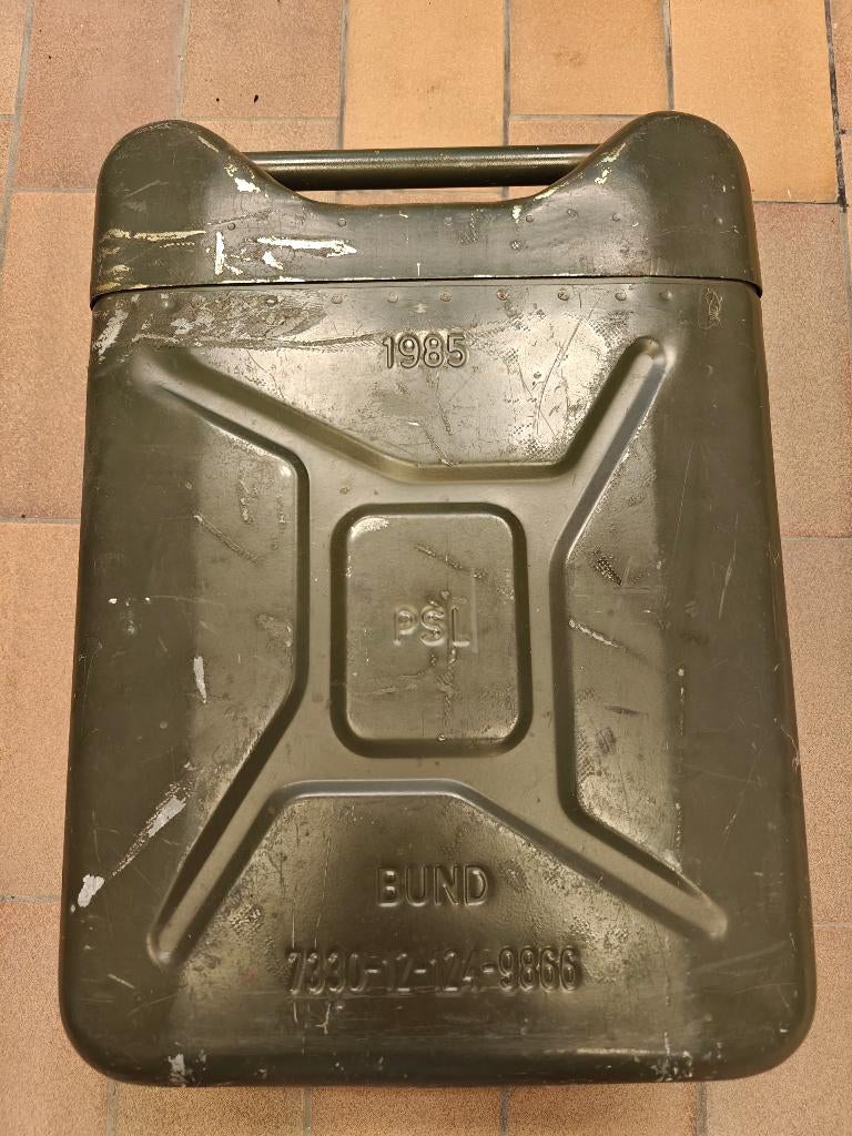 Jerrycan chaud militaire (1985) — Thermoport  Bundeswehr, Collections, Objets militaires | Général, Enlèvement ou Envoi, Autres