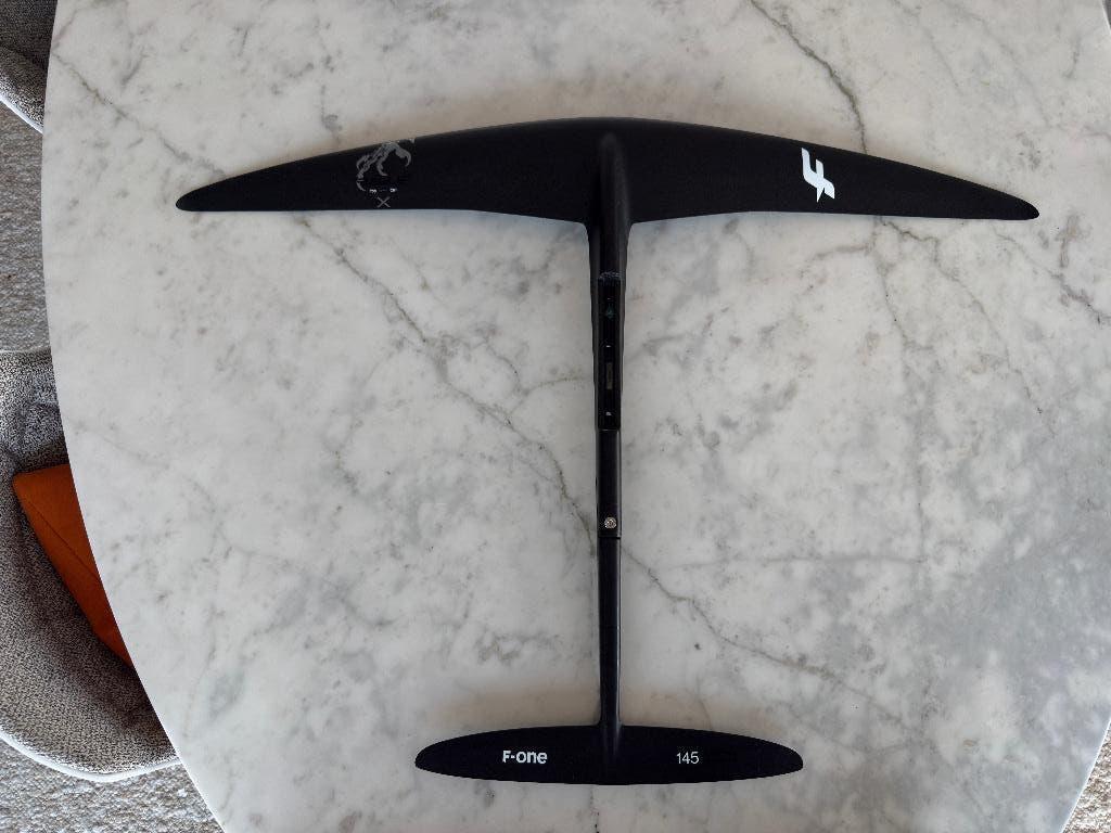 F-One Foil Eagle X 700 + Stab XS 145 DW T1 | Nieuwstaat, Watersport en Boten, Wingsurfen, Ophalen, Zo goed als nieuw, Wingsurf-hydrofoil