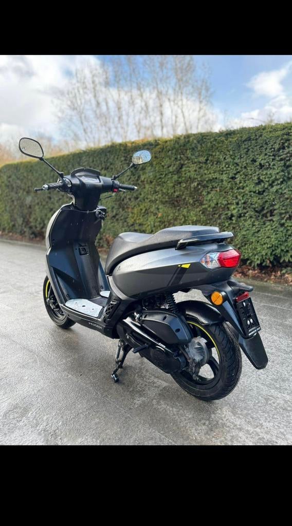 Goed en nieuw brommer, Fietsen en Brommers, Ophalen