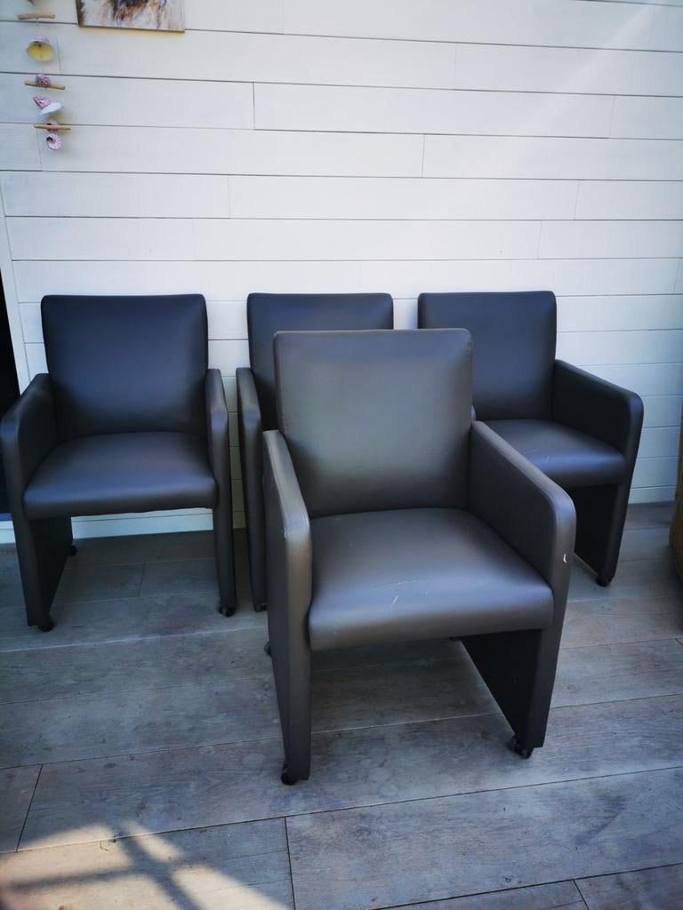 Stoelen, Huis en Inrichting, Stoelen, Ophalen, Kunststof, Gebruikt, Overige kleuren