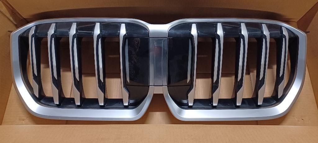 Grill/nieren   BMW X1, Auto's, BMW, Particulier, Te koop, X1