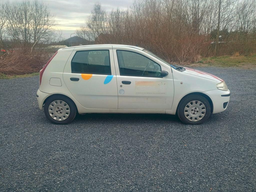 FIAT PUNTO 1,3 MTJT, Auto's, Fiat, Voorwielaandrijving, Stof, 4 cilinders, Wit