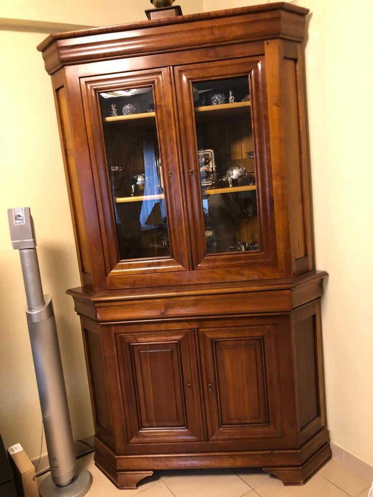 Meuble vitrine de coin en merisier, Enlèvement