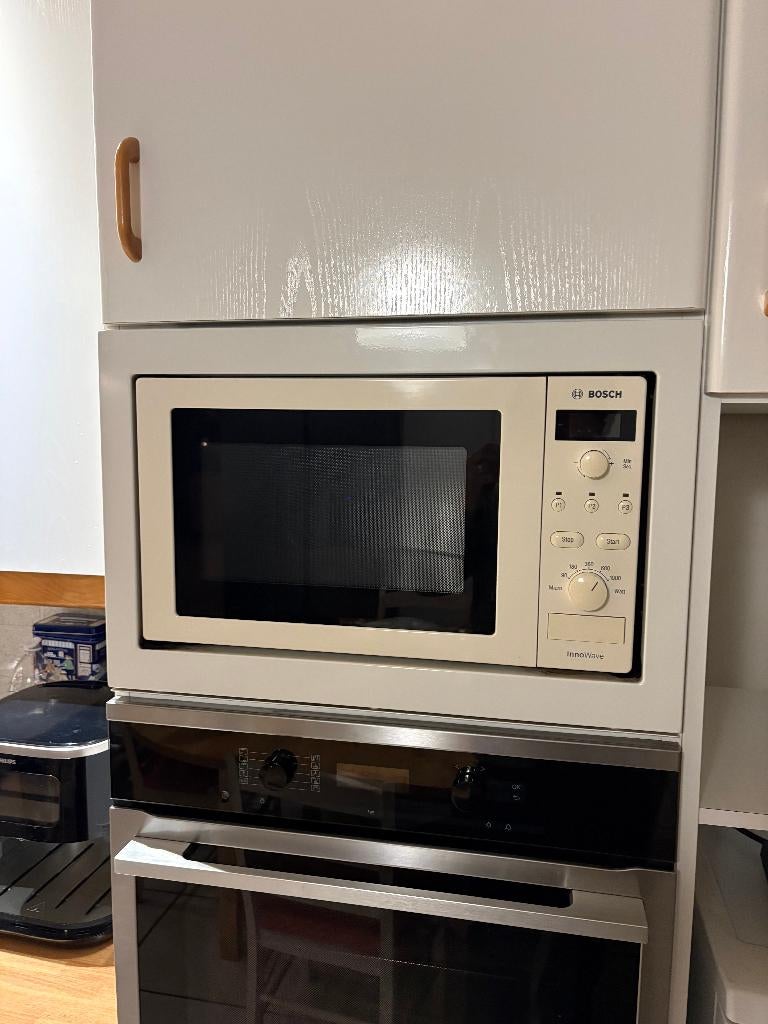 Four à micro-ondes encastrable Bosch, Electroménager, Encastré, Comme neuf, Moins de 45 cm, Enlèvement