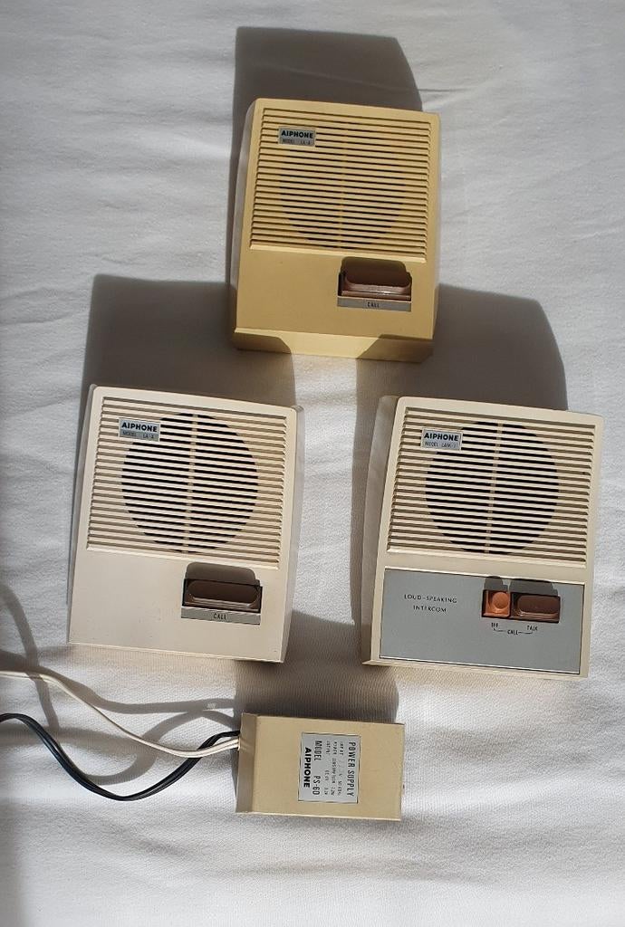 Aiphone interkom, Huis en Inrichting, Deurbellen, Ophalen, Bedraad