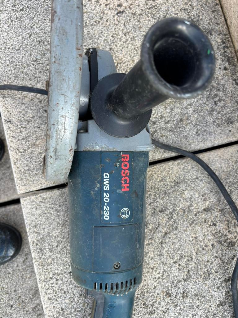 Disqueuse meuleuse bosch bleue gws 20-230, Bricolage & Construction, Outillage | Meuleuses, Enlèvement, Utilisé, 1000 watts ou plus