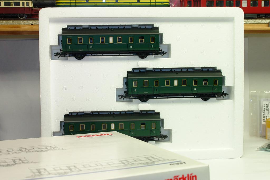 MARKLIN 4397 SNCB NMBS 3 VOITURES VOYAGEURS 3ème CLASSE, Hobby en Vrije tijd, Modeltreinen | H0, Zo goed als nieuw, Wagon, Wisselstroom