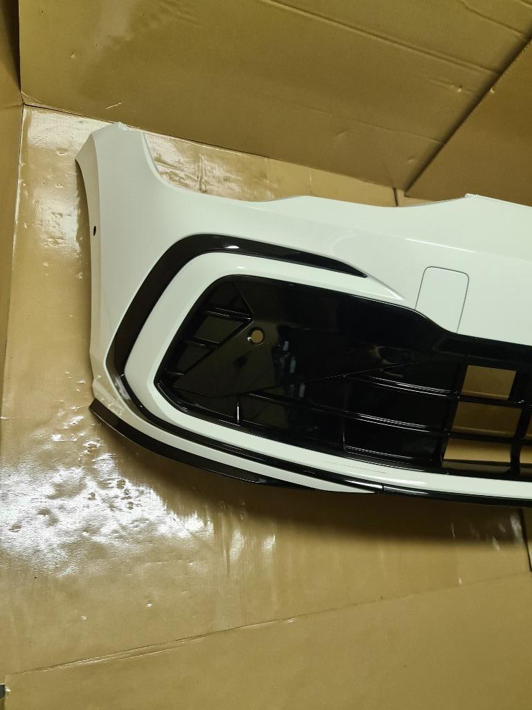5H0807221G golf 8 r-line bumper Golg 8 R-line voorbumper, Gebruikt, Ophalen of Verzenden, Bumper, Volkswagen