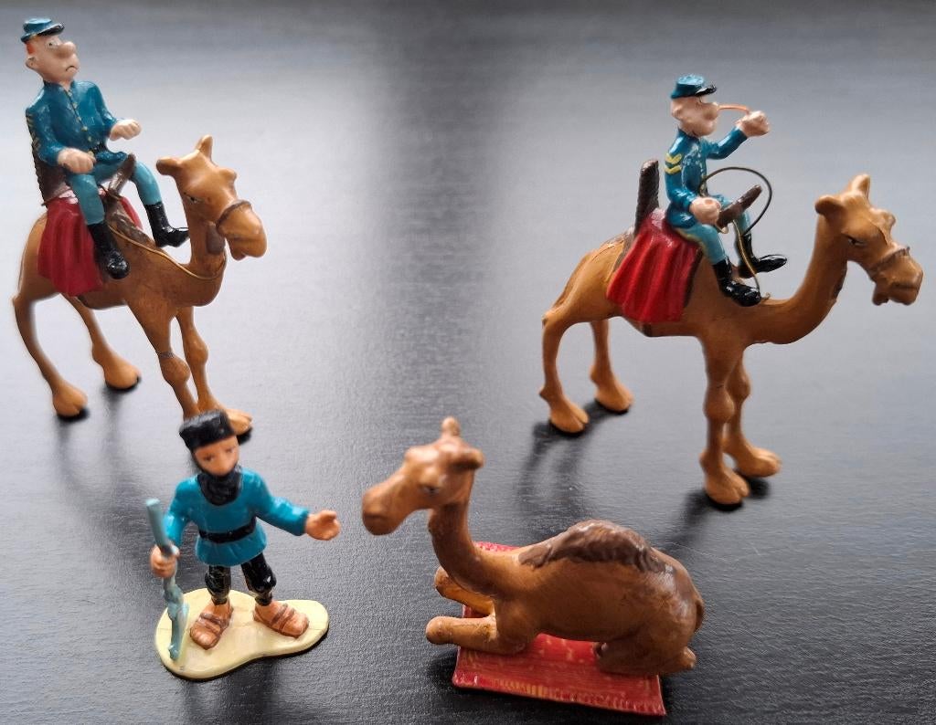 Figurines en plomb Tuniques bleues dromadaire DécoToys, Enlèvement ou Envoi, Autres personnages, Utilisé, Statue ou Figurine