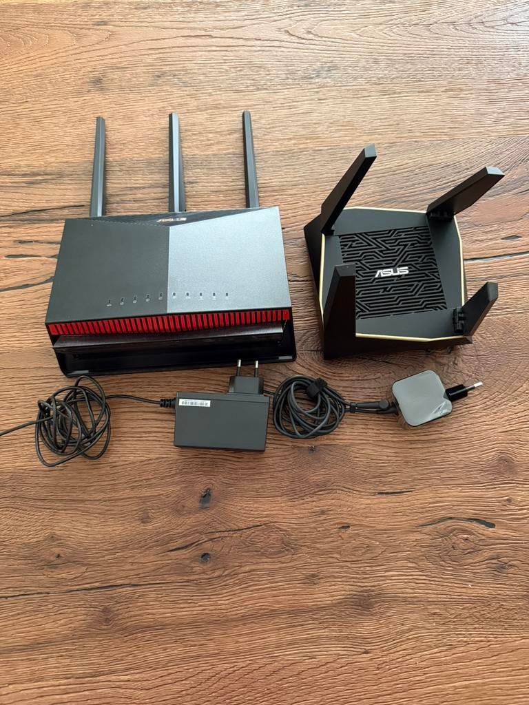 Router asus set, Ophalen of Verzenden, Zo goed als nieuw, Router
