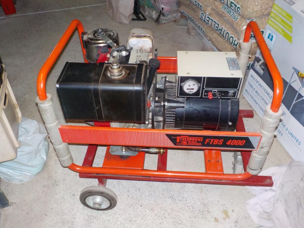 Groupe électrogène 4,1kVA, Bricolage & Construction, Générateurs, Enlèvement, Utilisé, Moins de 5 kVA, Essence