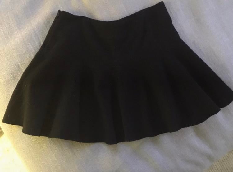 Vanessa Bruno skaterrok van 100% zwarte wol, Verzenden, Zwart, Nieuw, Maat 36 (S)