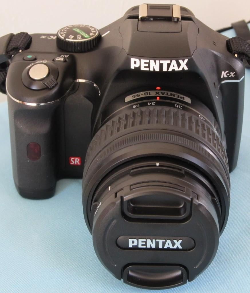 Pentax K-x digitale camera + 3 lenzen + fototas, TV, Hi-fi & Vidéo, Appareils photo numériques, Enlèvement ou Envoi, 12 Mégapixel