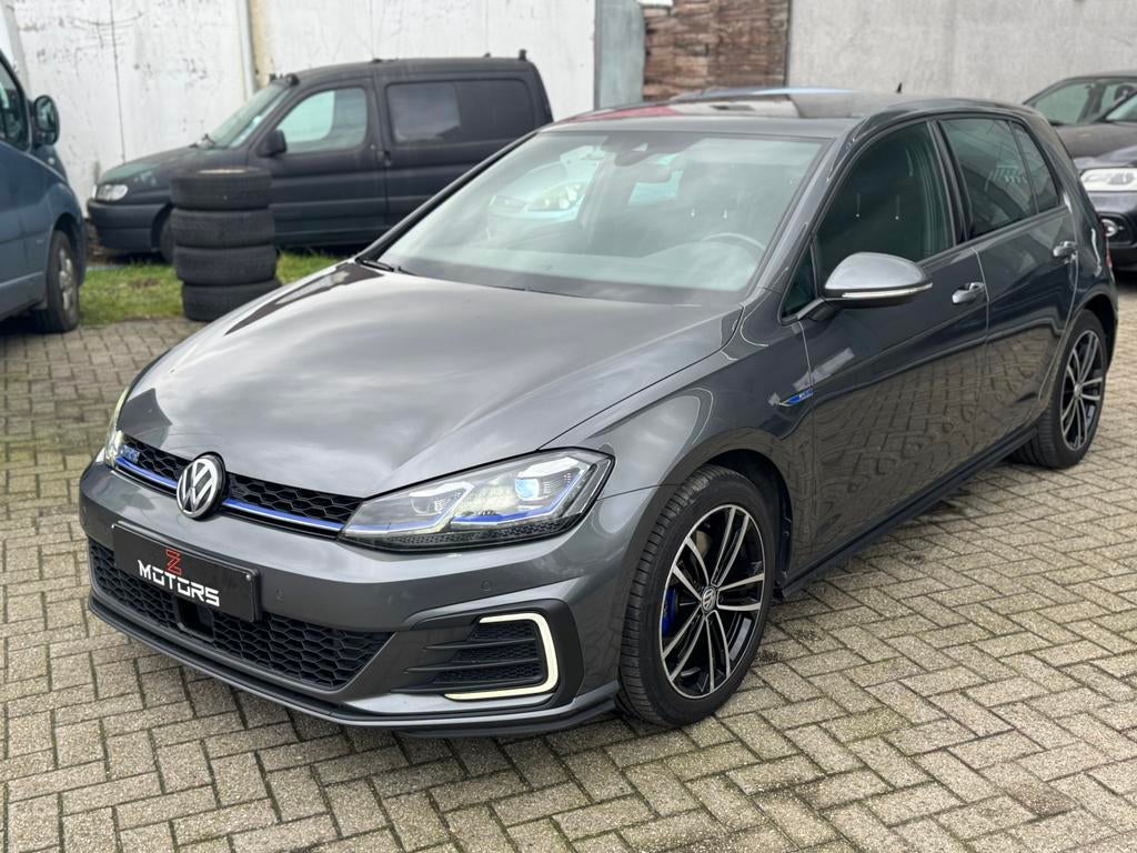 VW GOLF GTE // AUTOMAAT // FACELIFT, Auto's, Automaat, 5 deurs, Dealer onderhouden, Zilver of Grijs