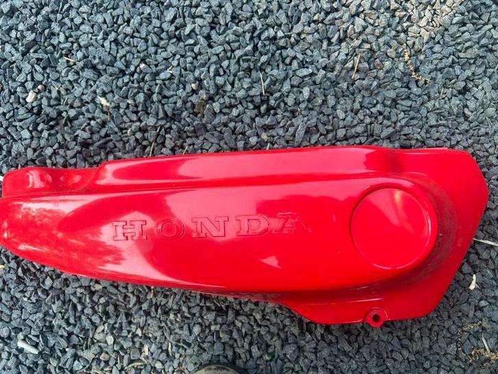 Honda PC50 tank en tankdeksels, Fietsen en Brommers, Ophalen of Verzenden, Tank