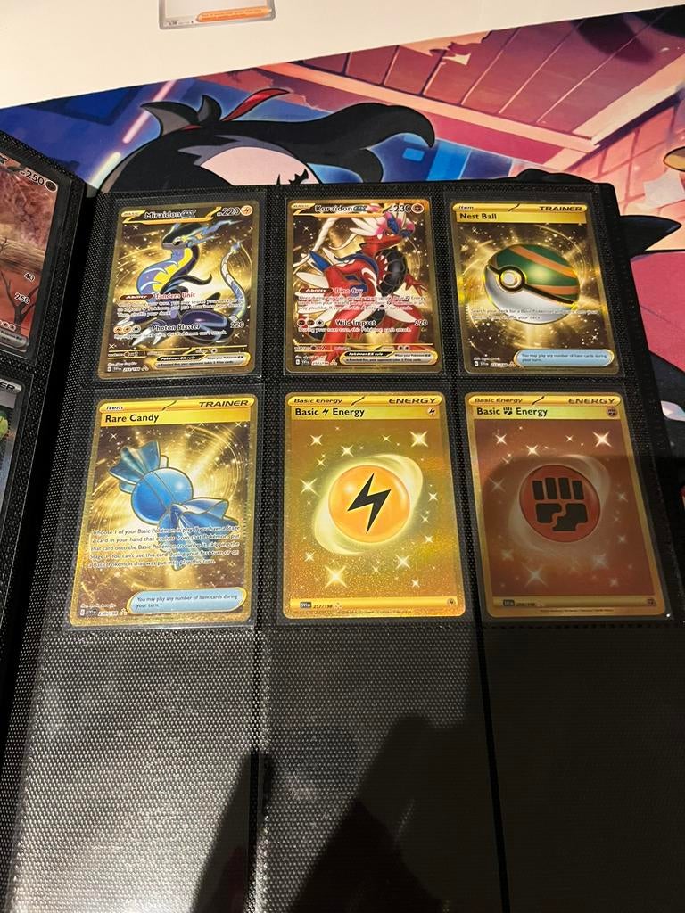 Een hele set van scarlet violet, Hobby en Vrije tijd, Verzamelkaartspellen | Pokémon, Ophalen of Verzenden, Zo goed als nieuw